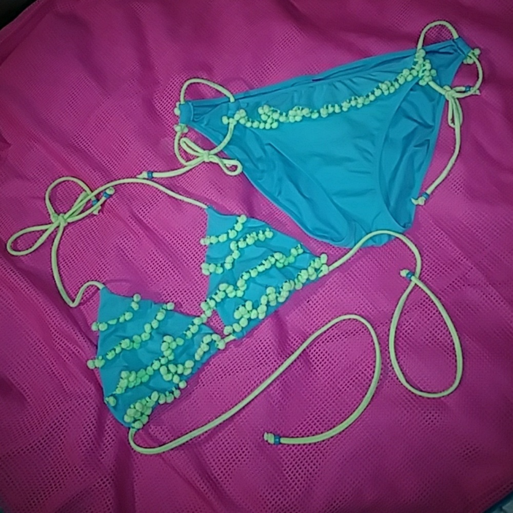Cute PINK bikini!